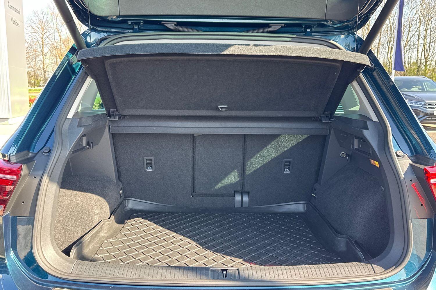 Used Volkswagen Tiguan 2021 for sale - 77963463: Photo 9