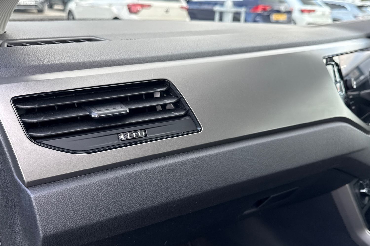 Used Volkswagen Polo 2018 for sale - 75987527: Photo 29