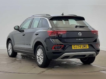 Used Volkswagen T-Roc 2024 for sale - 77421503: Photo