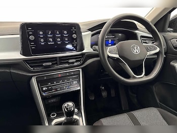 Used Volkswagen T-Roc 2025 for sale - 79418697: Photo