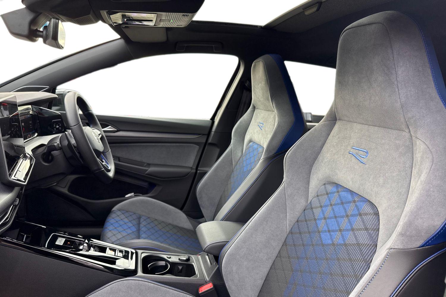 Used Volkswagen Golf 2025 for sale - 76480945: Photo 10