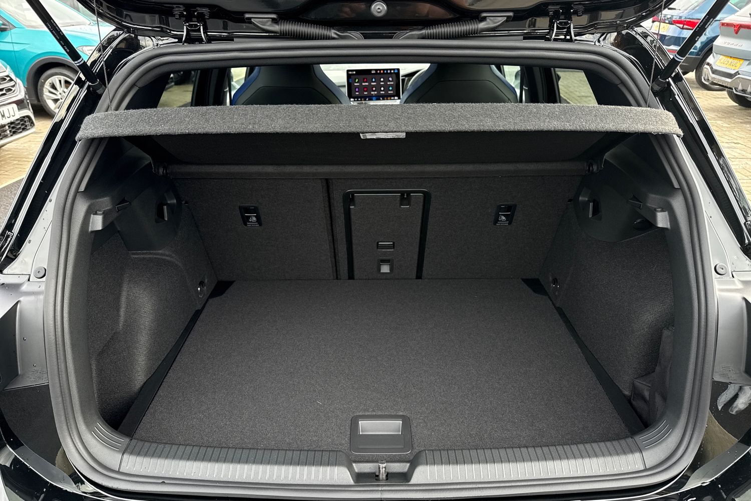 Used Volkswagen Golf 2025 for sale - 76480945: Photo 9