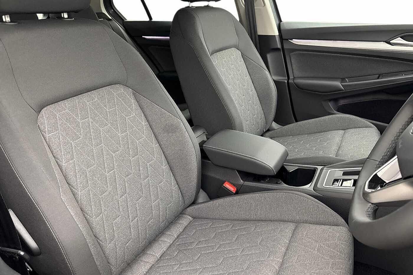 Used Volkswagen Golf 2025 for sale - 77666250: Photo 10