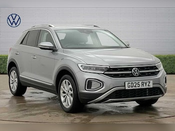 Used Volkswagen T-Roc 2025 for sale - 79418815: Photo
