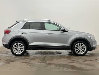 Used Volkswagen T-Roc 2025 for sale - 79418815: Photo