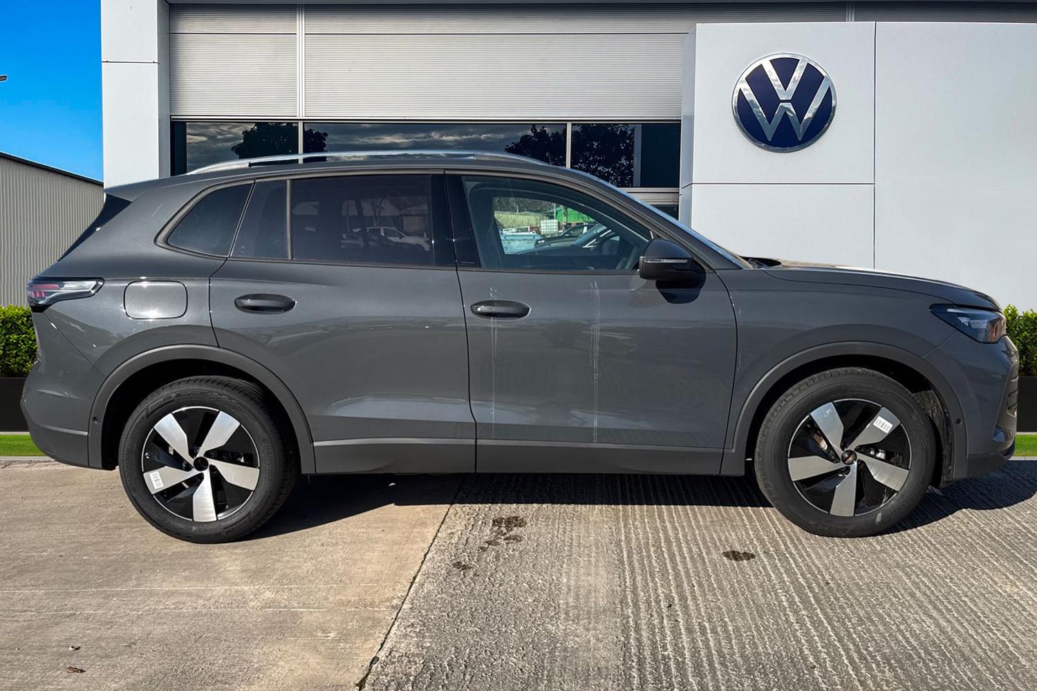 Used Volkswagen Tiguan 2026 for sale - 78218297: Photo 3