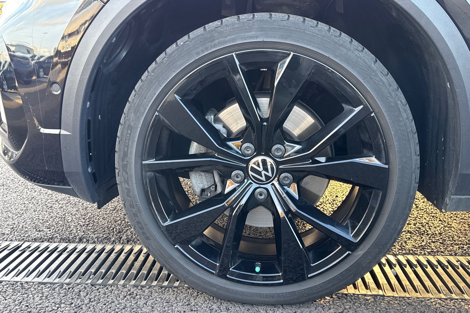 Used Volkswagen T-Roc 2023 for sale - 76411716: Photo 12