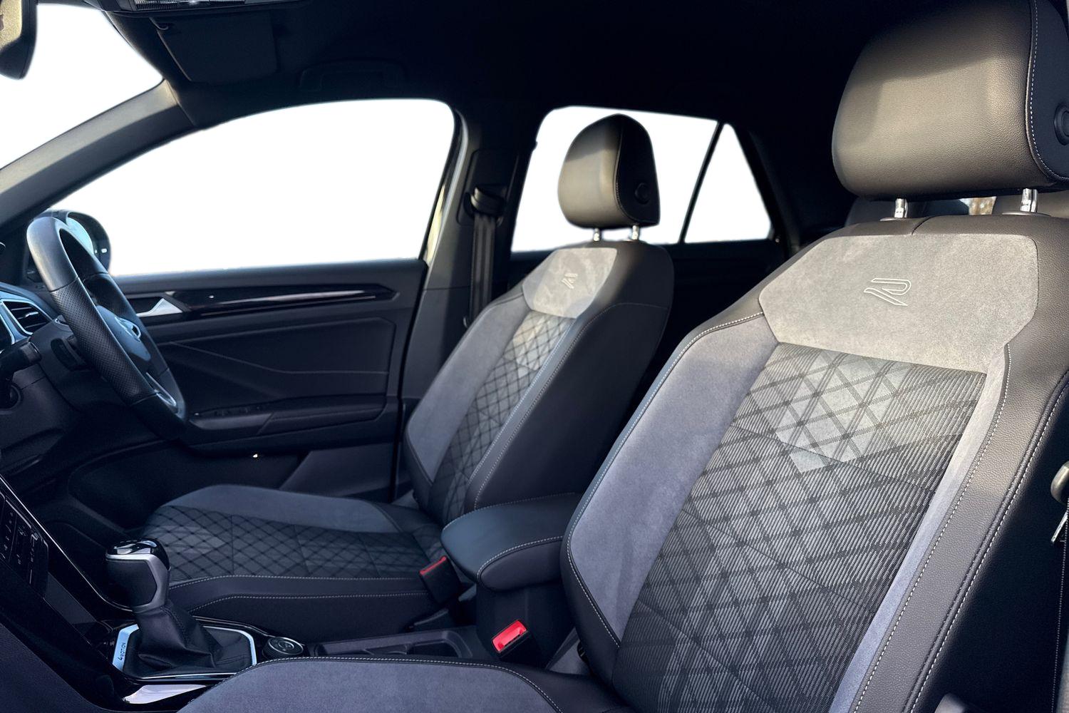 Used Volkswagen T-Roc 2023 for sale - 76411716: Photo 16