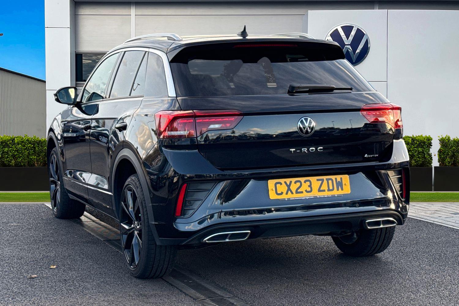 Used Volkswagen T-Roc 2023 for sale - 76411716: Photo 2