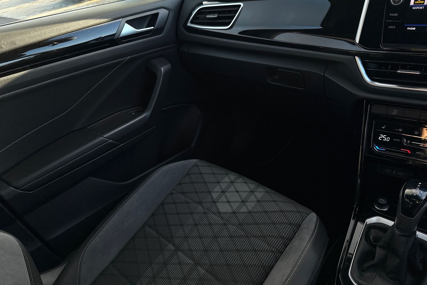 Used Volkswagen T-Roc 2023 for sale - 76411716: Photo 20