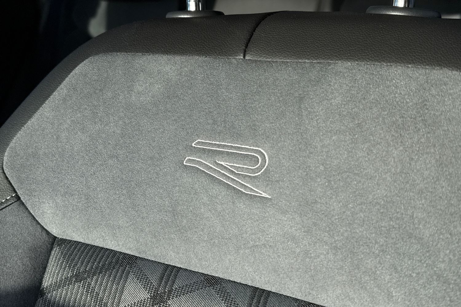 Used Volkswagen T-Roc 2023 for sale - 76411716: Photo 33