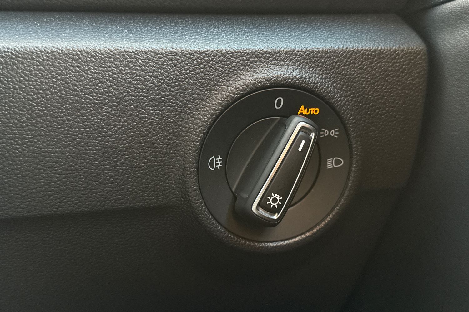 Used Volkswagen T-Roc 2023 for sale - 76411716: Photo 39