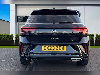 Used Volkswagen T-Roc 2023 for sale - 76411716: Photo