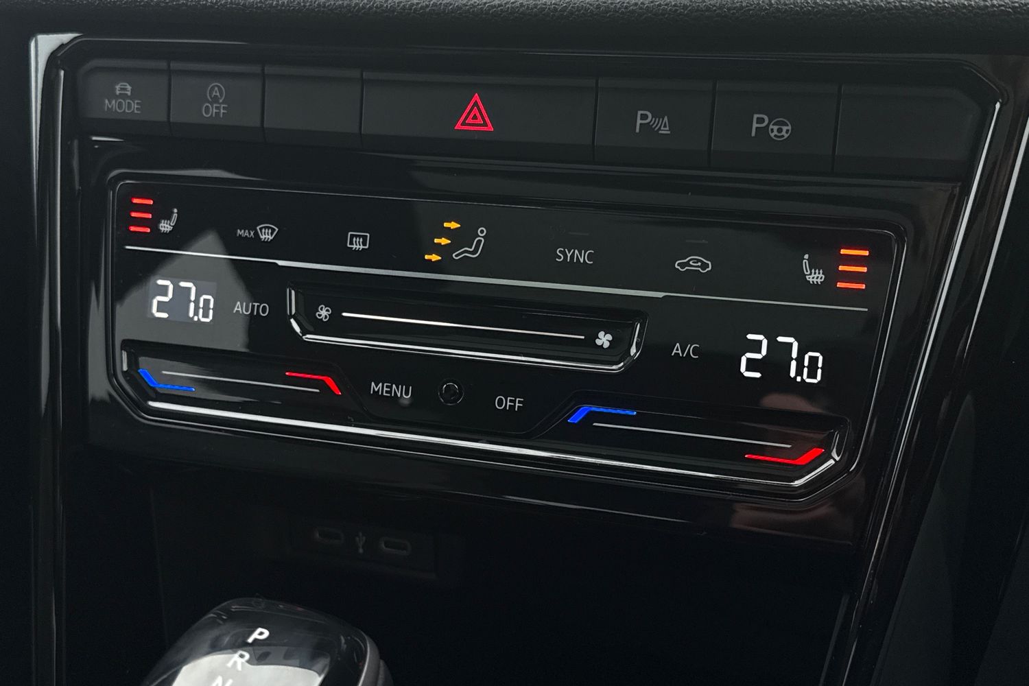 Used Volkswagen T-Roc 2025 for sale - 77742118: Photo 22