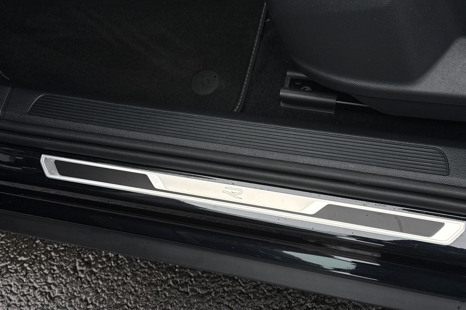 Used Volkswagen T-Roc 2025 for sale - 77742118: Photo 34