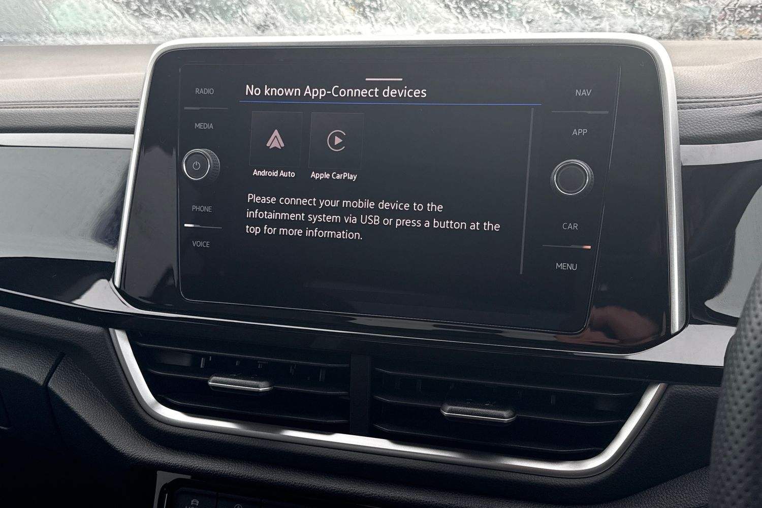 Used Volkswagen T-Roc 2025 for sale - 77742118: Photo 42