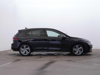 Used Volkswagen Golf 2024 for sale - 78541760: Photo
