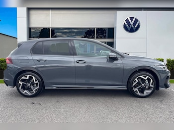 Used Volkswagen Golf 2025 for sale - 75250537: Photo