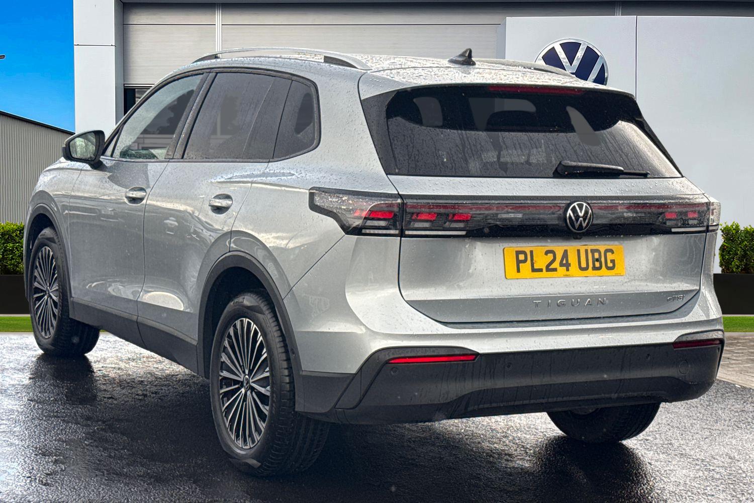 Used Volkswagen Tiguan 2024 for sale - 77773974: Photo 2