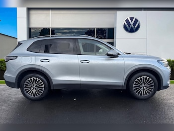 Used Volkswagen Tiguan 2024 for sale - 77773974: Photo