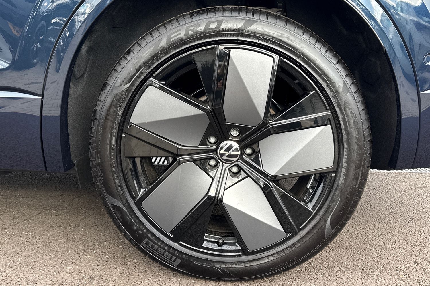 Used Volkswagen Touareg 2025 for sale - 75919657: Photo 12