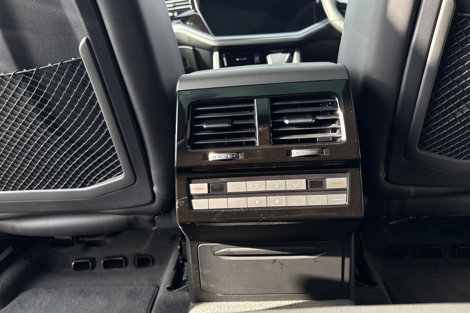 Used Volkswagen Touareg 2025 for sale - 75919657: Photo 31