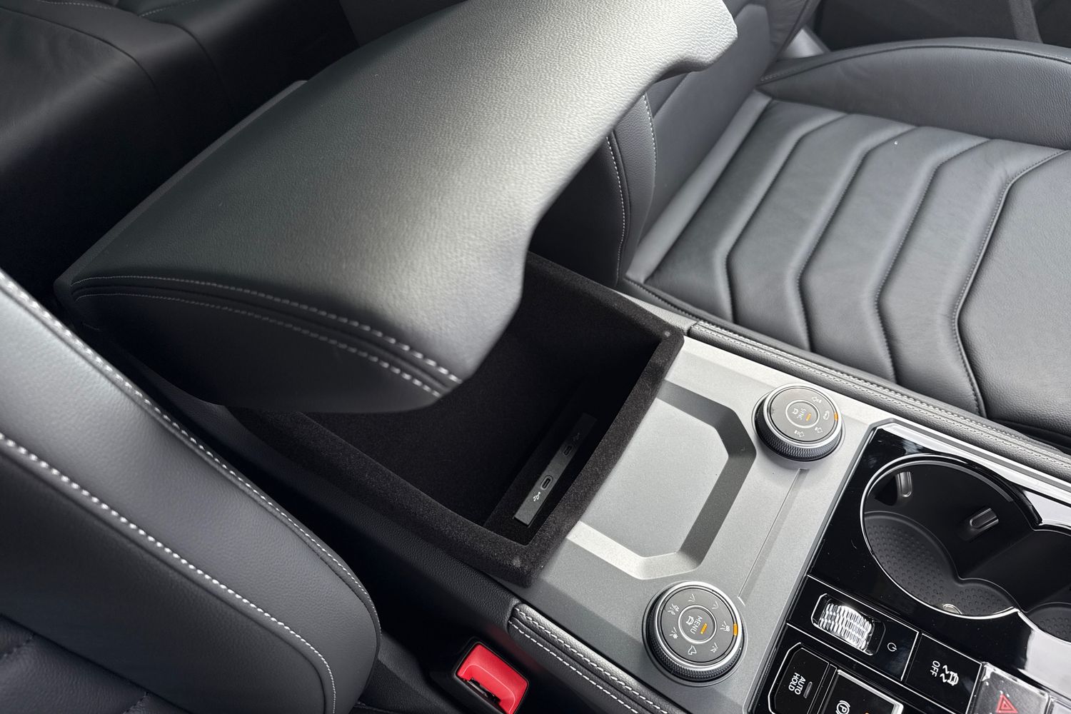 Used Volkswagen Touareg 2025 for sale - 75919657: Photo 46