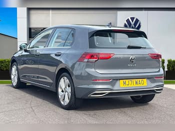 Used Volkswagen Golf 2021 for sale - 79765081: Photo