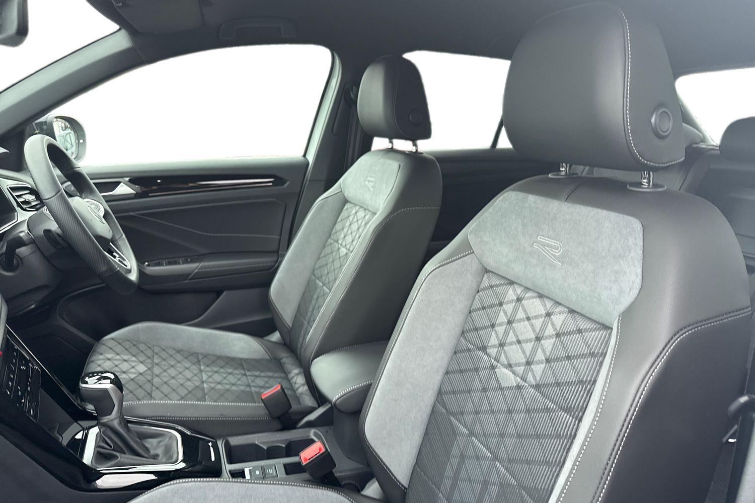 Used Volkswagen T-Roc 2025 for sale - 77147519: Photo 16