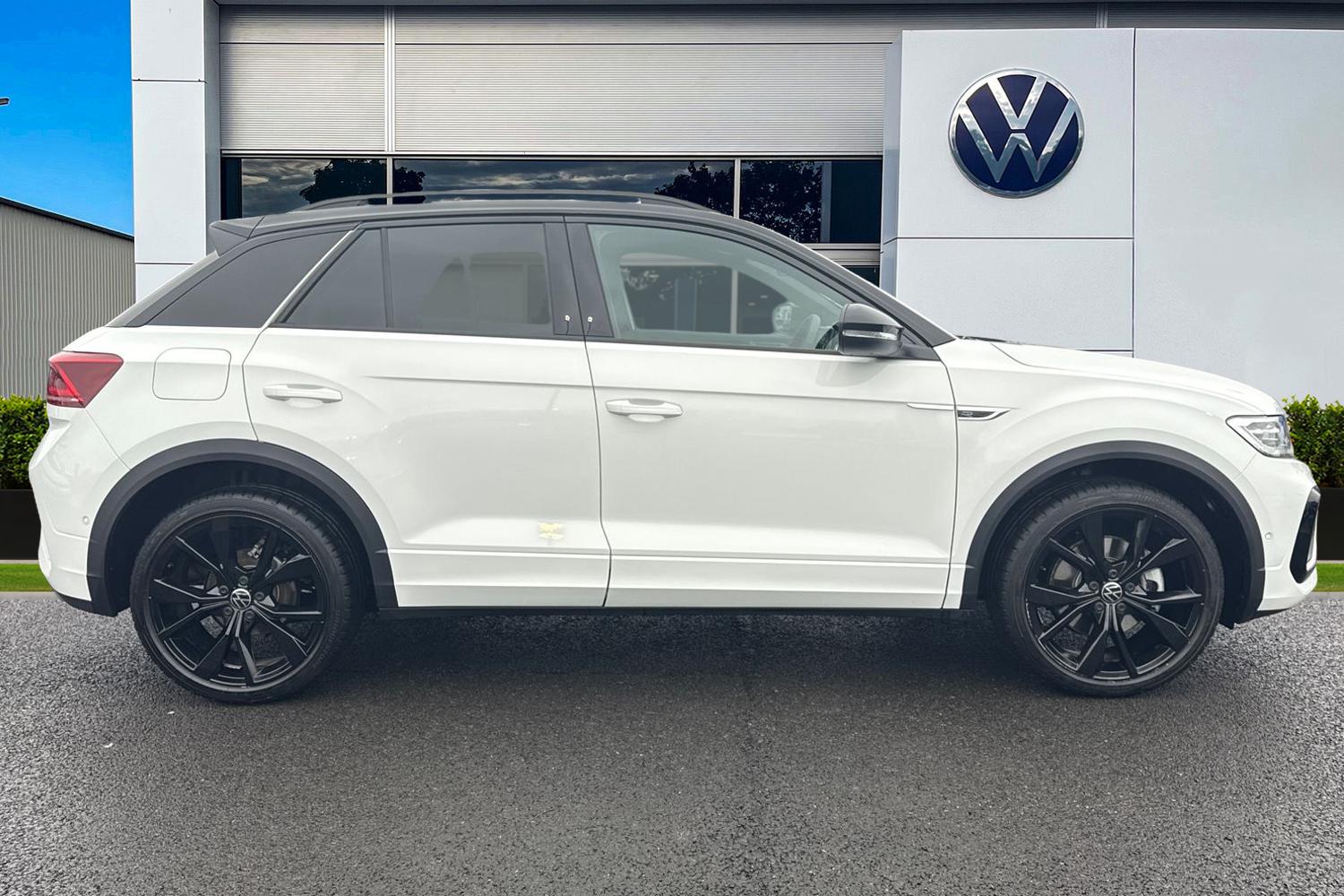 Used Volkswagen T-Roc 2025 for sale - 77147519: Photo 3