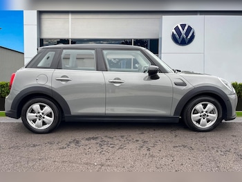 Used MINI Hatch 2022 for sale - 76236698: Photo 3
