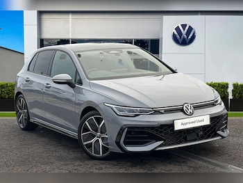 Used Volkswagen Golf 2025 for sale - 76844546: Photo