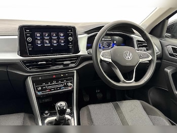 Used Volkswagen T-Roc 2025 for sale - 79068674: Photo