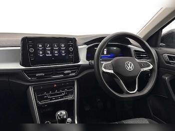 Used Volkswagen T-Roc 2025 for sale - 79446183: Photo