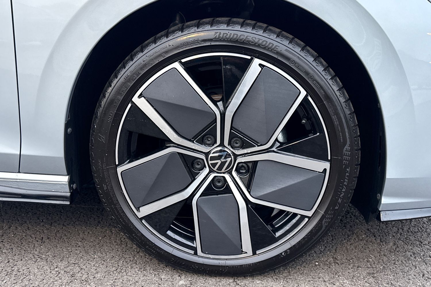 Used Volkswagen Golf 2025 for sale - 77421564: Photo 11