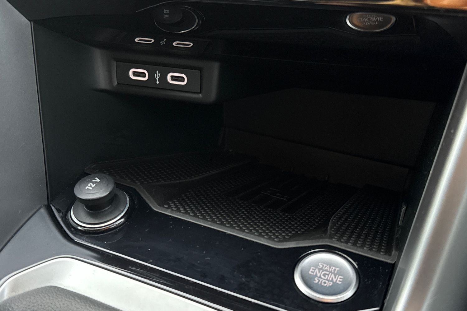 Used Volkswagen T-Roc 2025 for sale - 76288299: Photo 32
