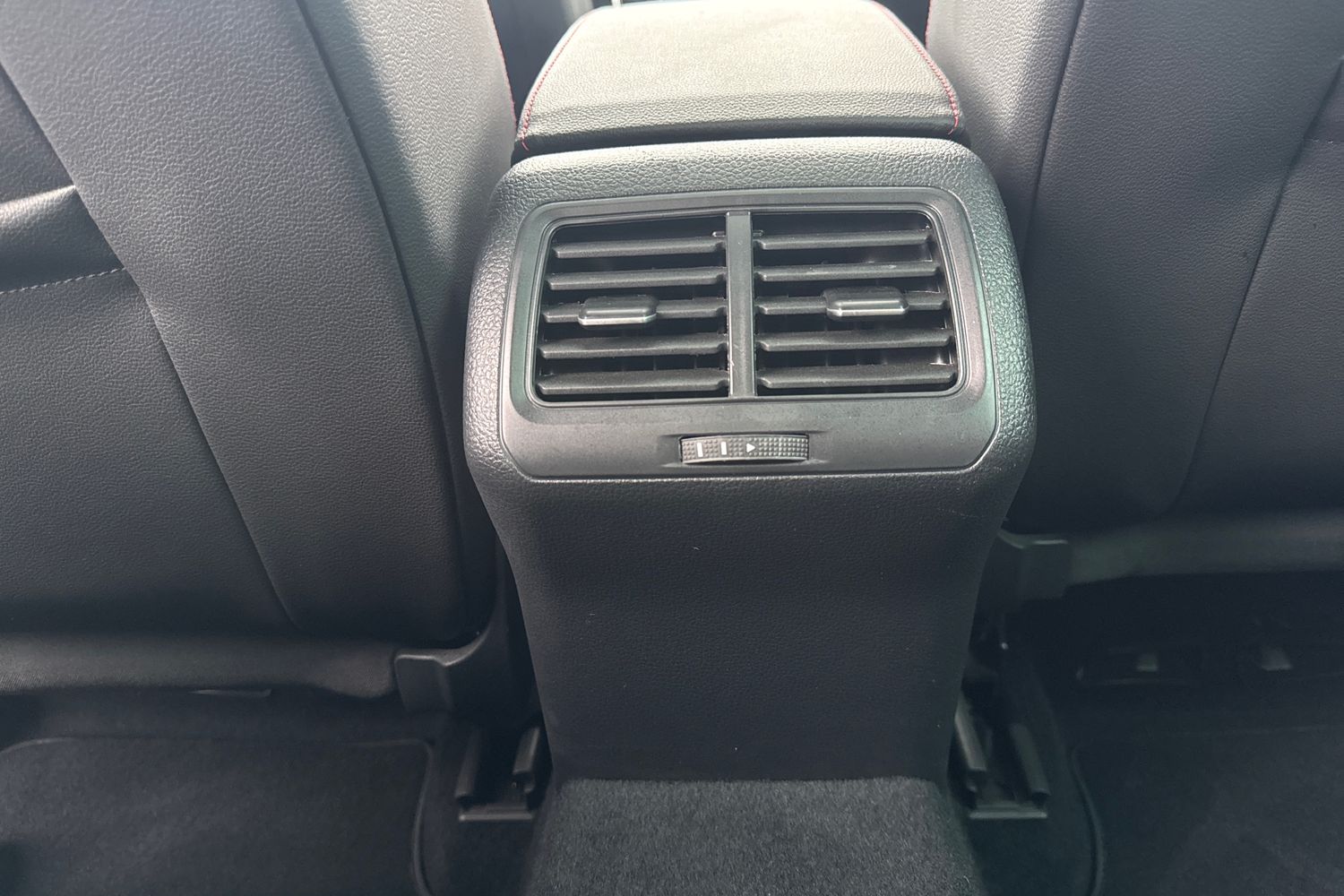 Used Volkswagen Golf 2018 for sale - 76460986: Photo 30