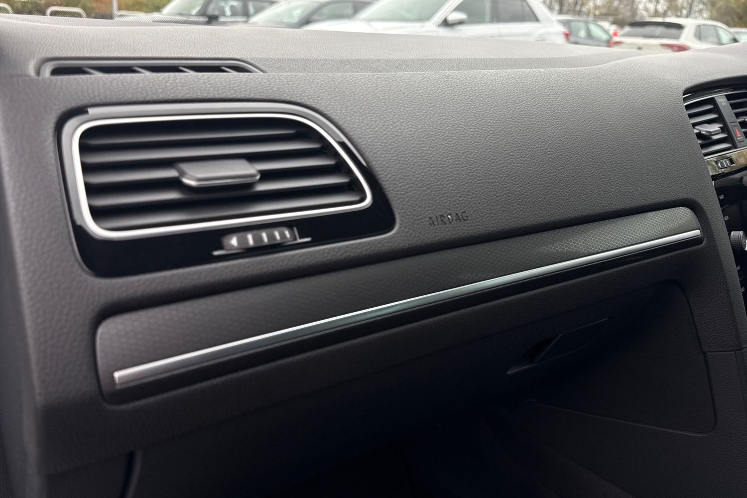 Used Volkswagen Golf 2018 for sale - 76460986: Photo 32