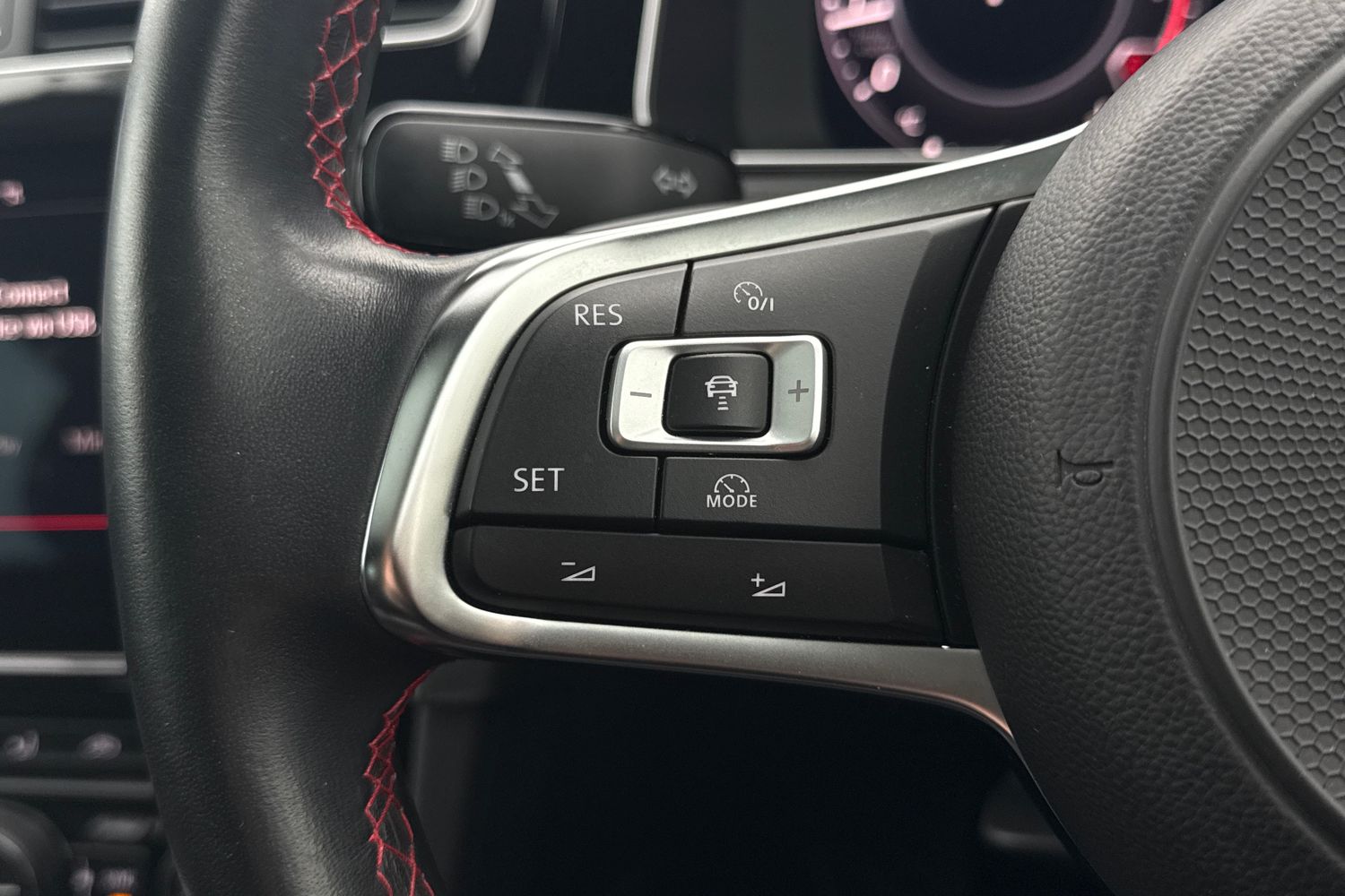 Used Volkswagen Golf 2018 for sale - 76460986: Photo 41