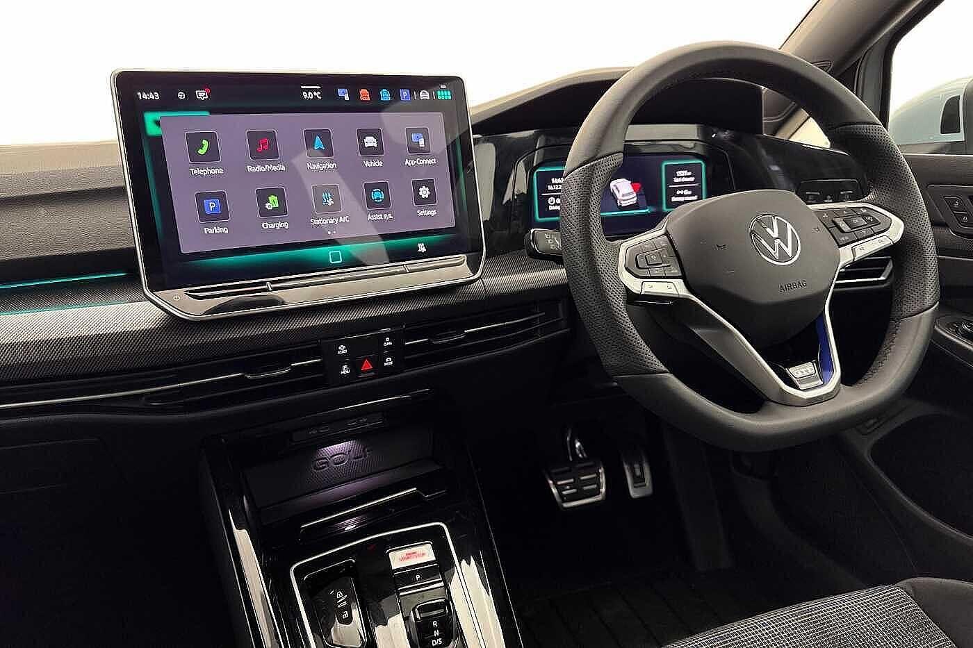 Used Volkswagen Golf 2025 for sale - 77382371: Photo 2