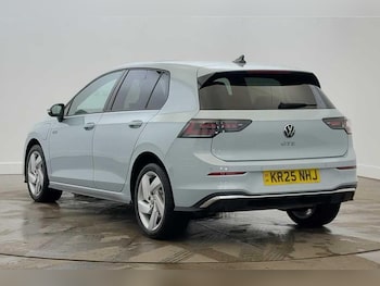 Used Volkswagen Golf 2025 for sale - 77382371: Photo
