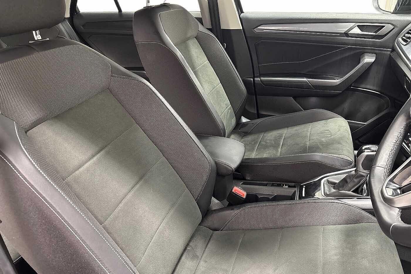 Used Volkswagen T-Roc 2024 for sale - 76665201: Photo 10