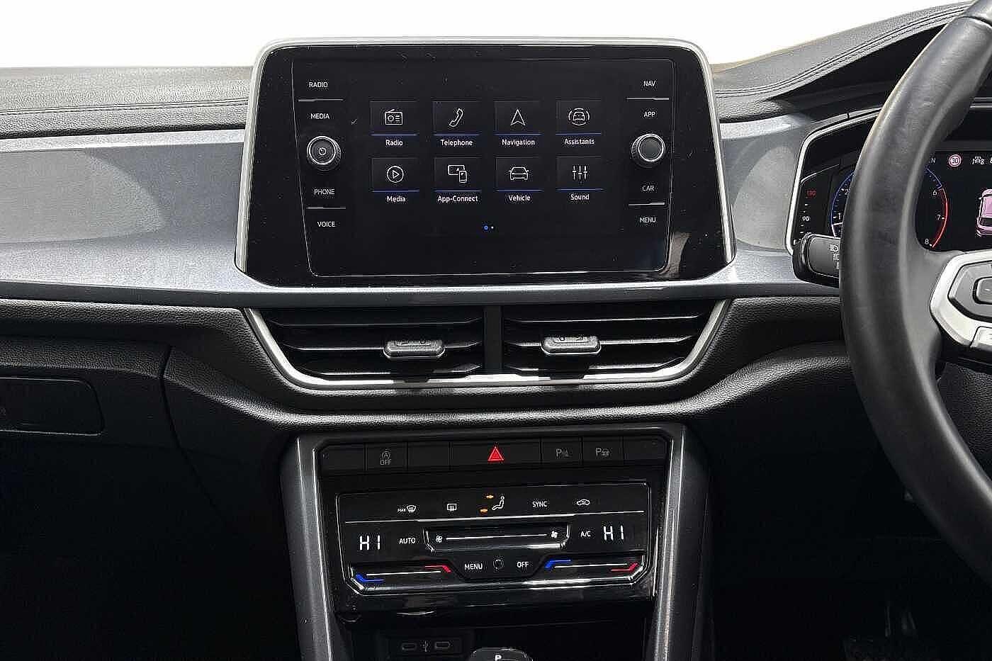 Used Volkswagen T-Roc 2024 for sale - 76665201: Photo 12