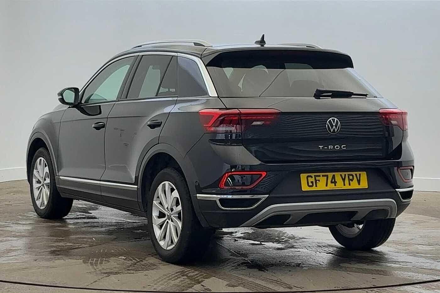 Used Volkswagen T-Roc 2024 for sale - 76665201: Photo 3