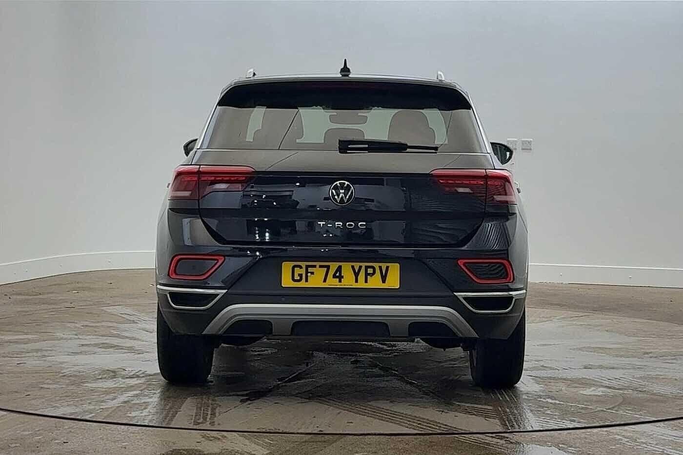 Used Volkswagen T-Roc 2024 for sale - 76665201: Photo 8