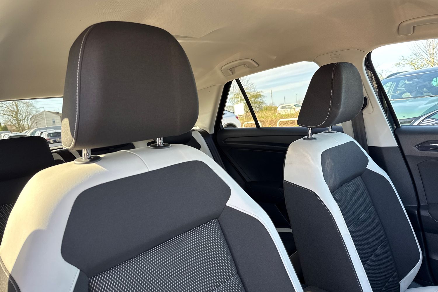 Used Volkswagen T-Roc 2021 for sale - 77919321: Photo 23