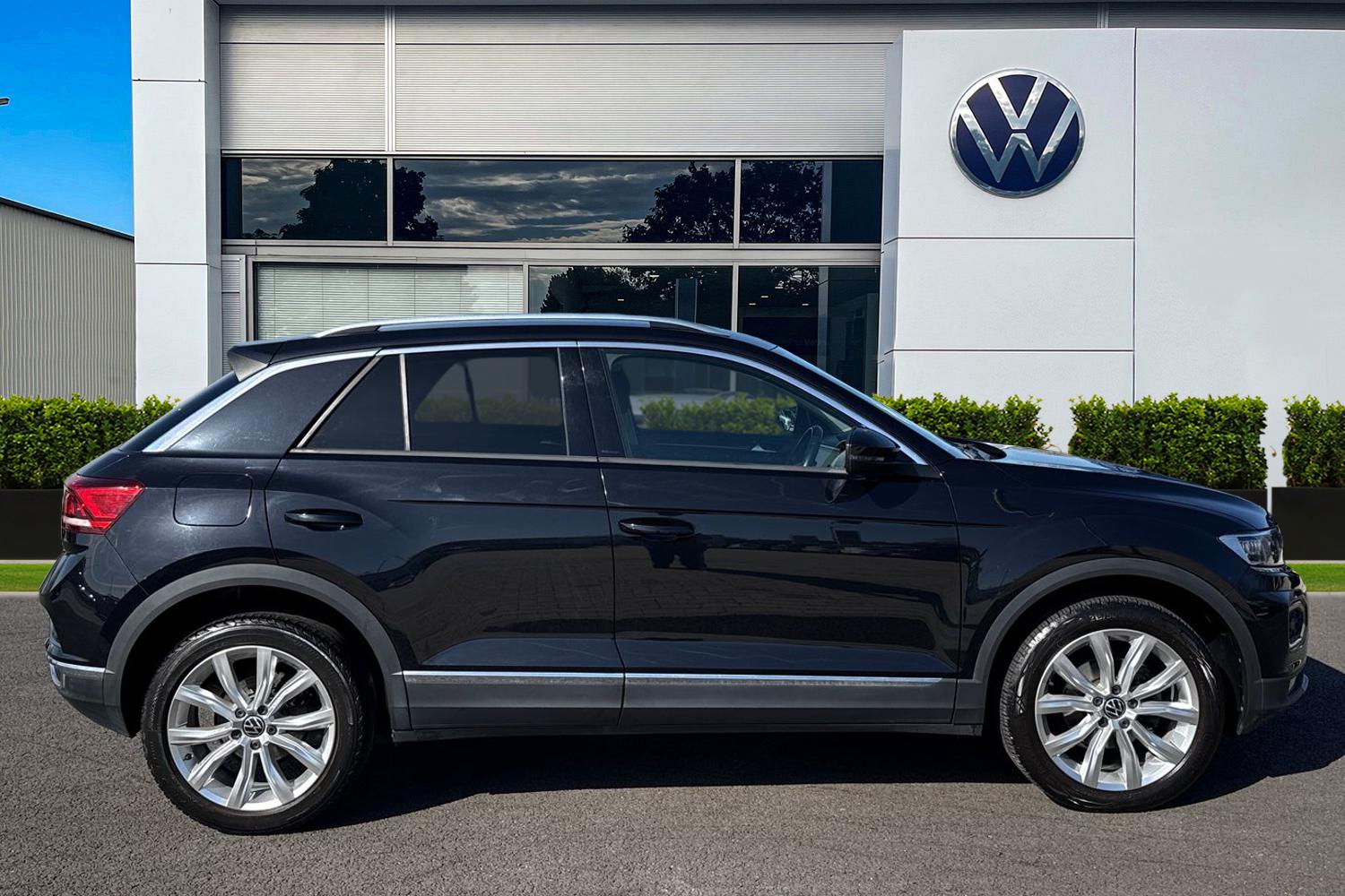 Used Volkswagen T-Roc 2021 for sale - 77919321: Photo 3