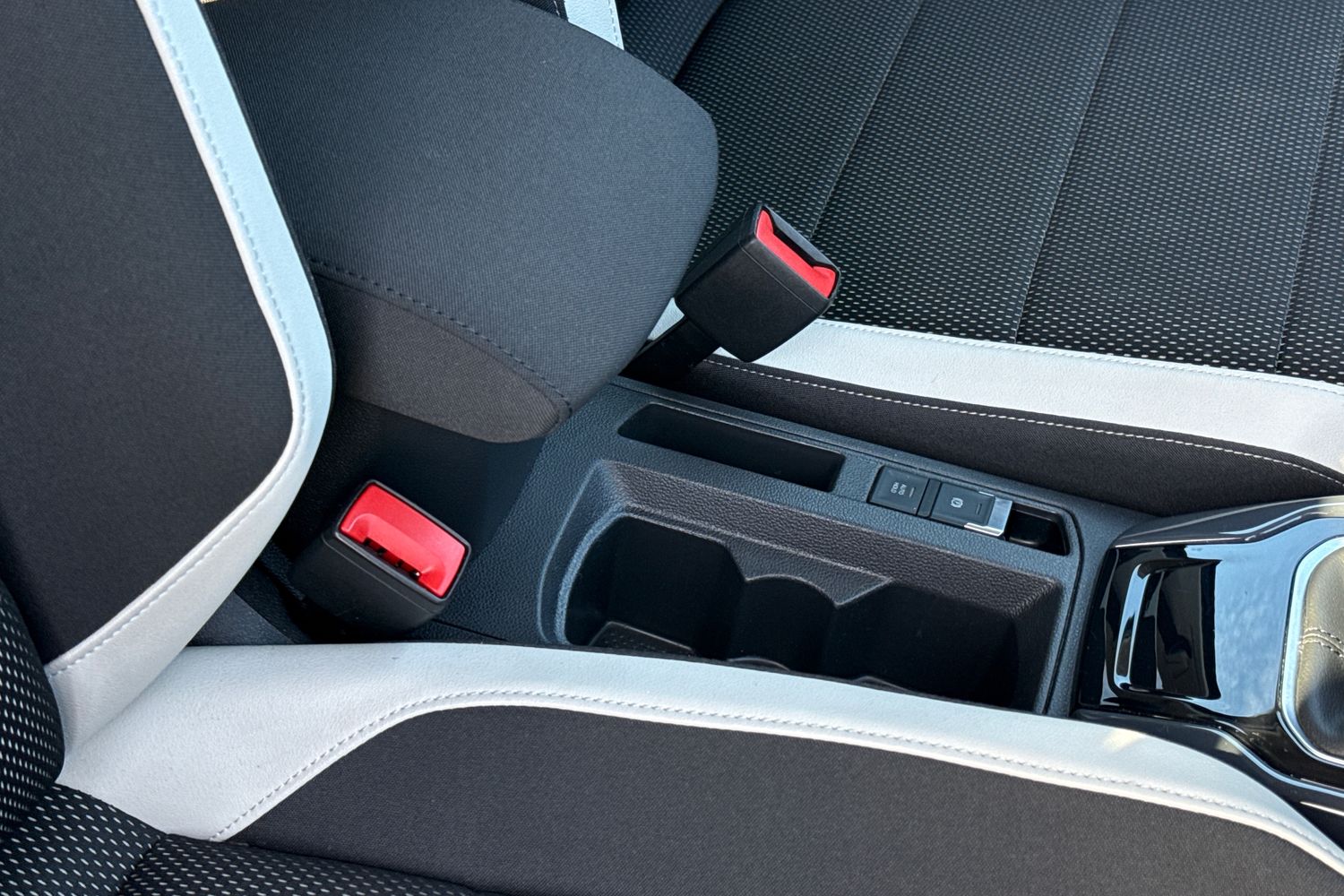 Used Volkswagen T-Roc 2021 for sale - 77919321: Photo 31