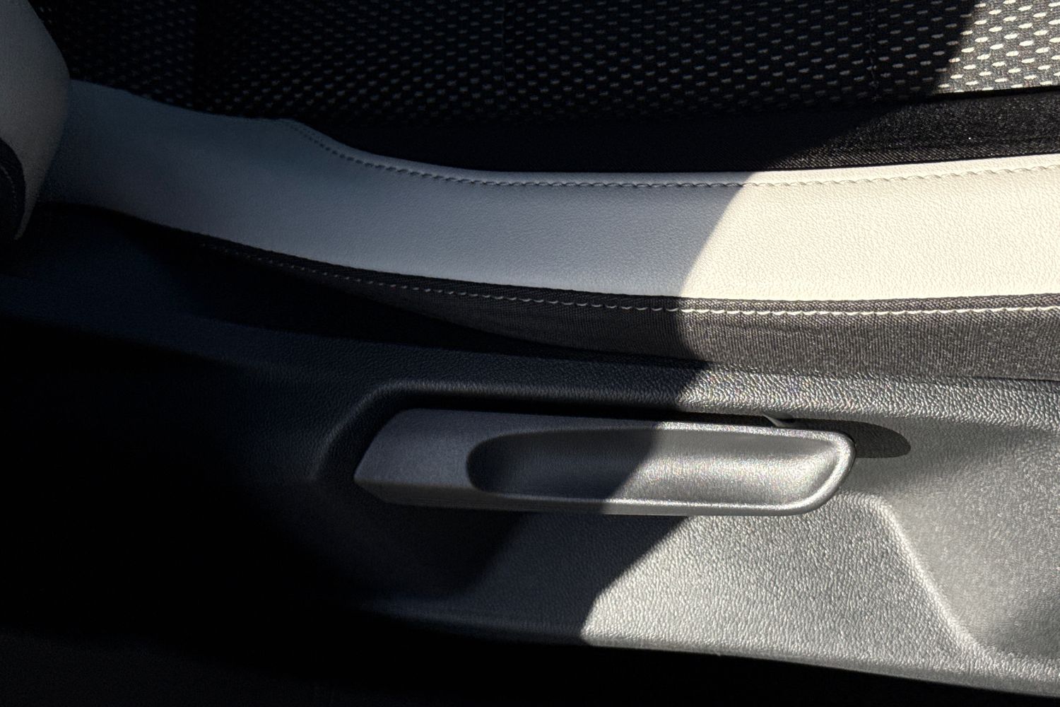 Used Volkswagen T-Roc 2021 for sale - 77919321: Photo 32