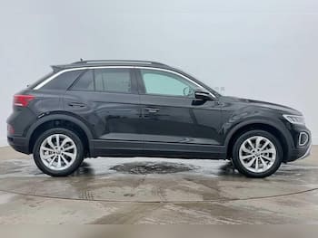 Used Volkswagen T-Roc 2025 for sale - 79827566: Photo